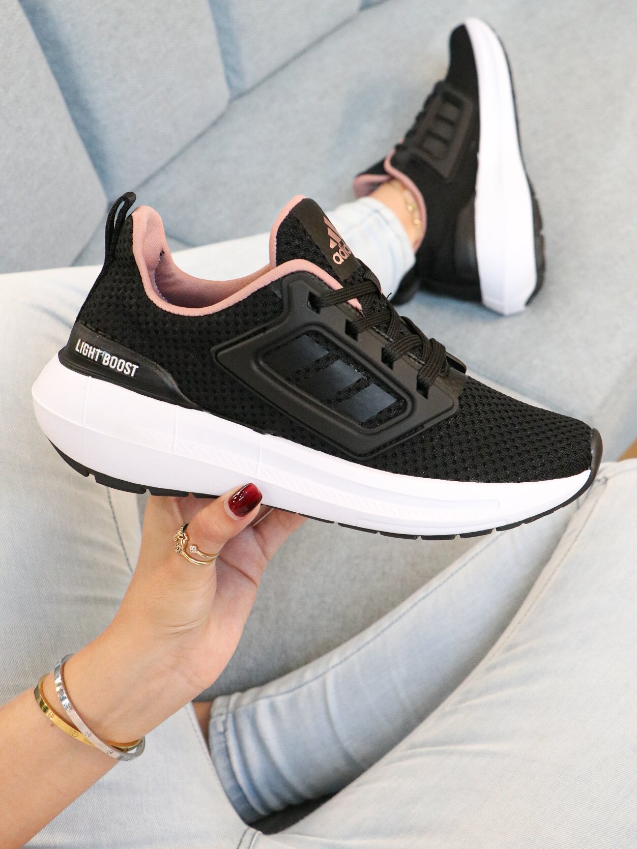 ADIDAS LIGHT BOOST DAMA 717